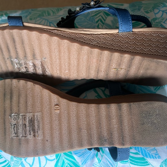 Skechers Taupe Lace-Up Shoes - Picture 3 of 6
